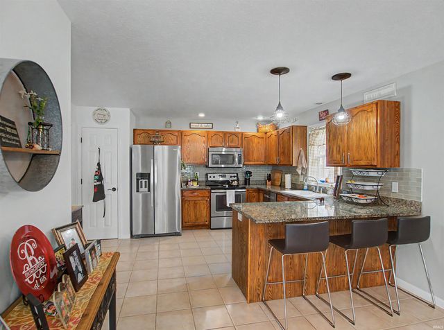 9239 Southport Drive, Evansville, IN 47711