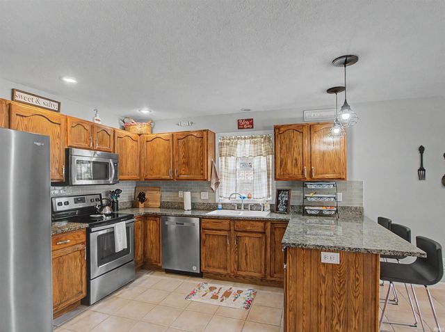 9239 Southport Drive, Evansville, IN 47711