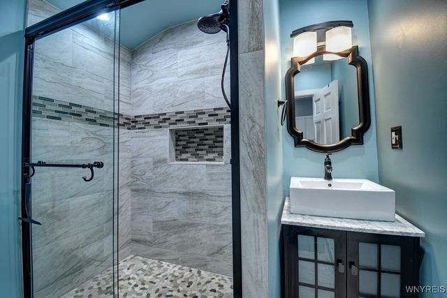 36 19th Street, Buffalo, NY 14213