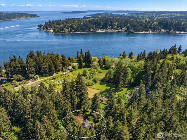 6420 NE Tara Lane, Bainbridge Island, WA 98110