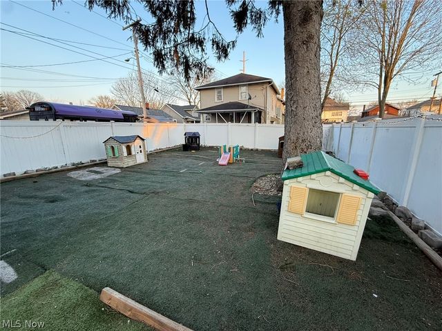 434 E 4th Street, Dover, OH 44622