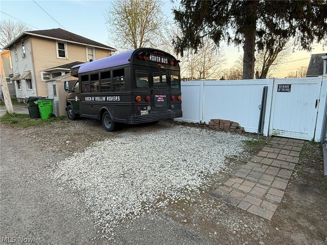 434 E 4th Street, Dover, OH 44622