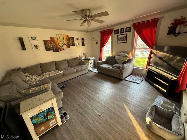 434 E 4th Street, Dover, OH 44622