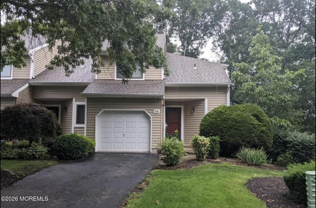 316 Burntwood Trail, Toms River, NJ 08753