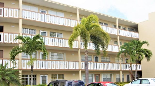 325 Wellington G G, West Palm Beach, FL 33417