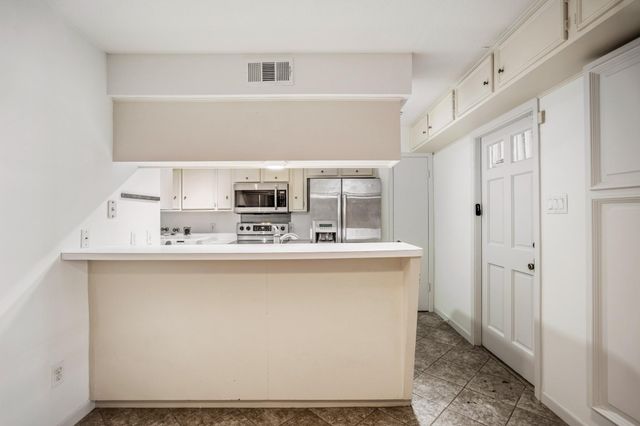 4020 Roseland Street, Houston, TX 77006