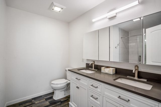 4020 Roseland Street, Houston, TX 77006