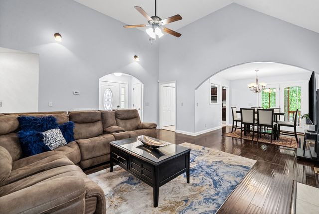 538 Current Rd, Clarksville, TN 37040