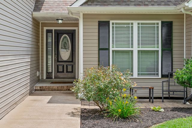 538 Current Rd, Clarksville, TN 37040