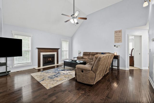 538 Current Rd, Clarksville, TN 37040