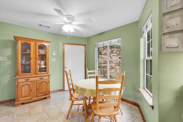 8809 Old Walnut Road, Ocean Springs, MS 39564
