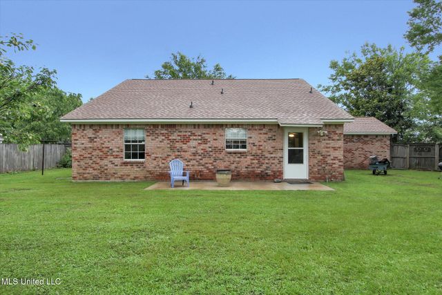 8809 Old Walnut Road, Ocean Springs, MS 39564