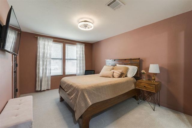 8420 NW 92nd Street, Oklahoma City, OK 73132