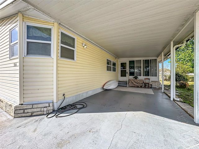 3016 MANATEE ROAD, Tavares, FL 32778