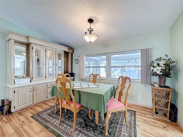 3016 MANATEE ROAD, Tavares, FL 32778