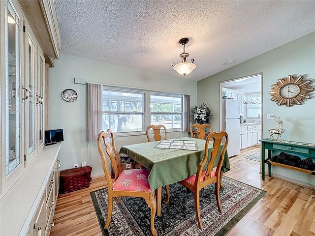 3016 MANATEE ROAD, Tavares, FL 32778