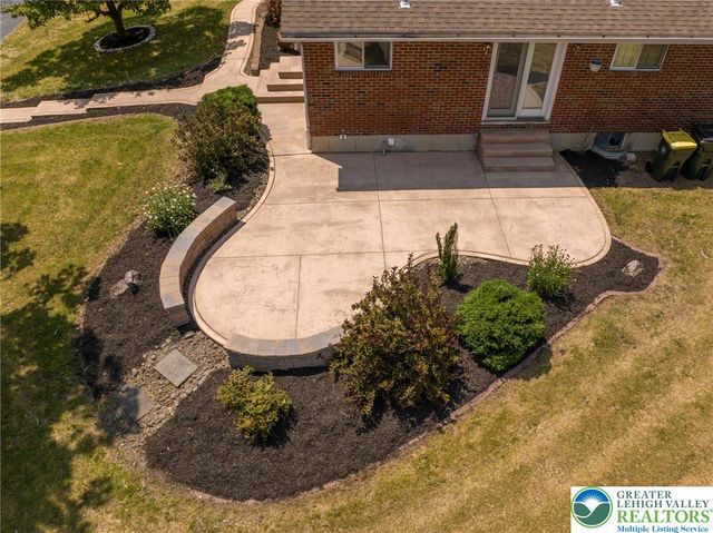 10144 Dietrich Road, Upper Macungie Twp, PA 18031