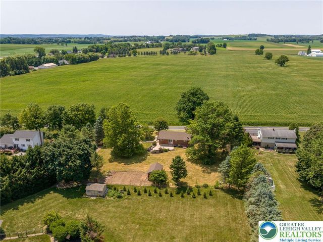 10144 Dietrich Road, Upper Macungie Twp, PA 18031