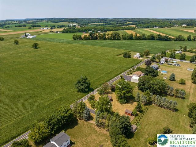 10144 Dietrich Road, Upper Macungie Twp, PA 18031