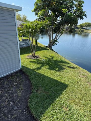 6881 NW 43rd Terrace, Coconut Creek, FL 33073