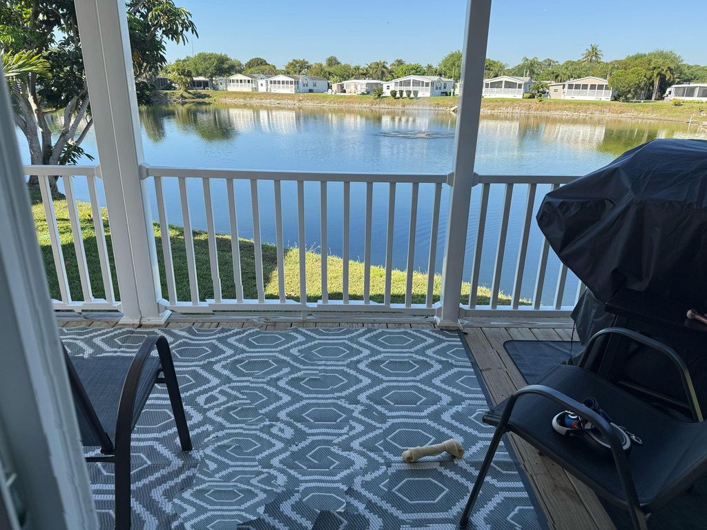 6881 NW 43rd Terrace, Coconut Creek, FL 33073