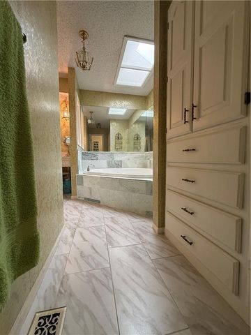 12809 Rickey Road, Kansas City, MO 64133