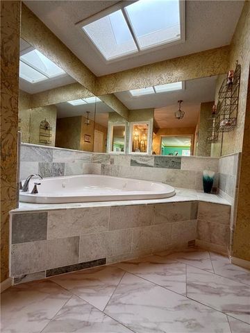 12809 Rickey Road, Kansas City, MO 64133