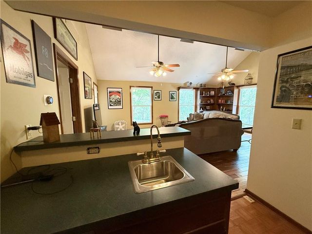 12809 Rickey Road, Kansas City, MO 64133