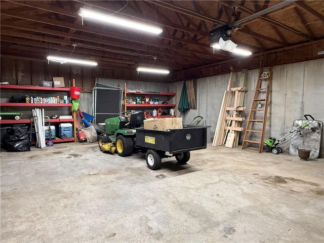 12809 Rickey Road, Kansas City, MO 64133