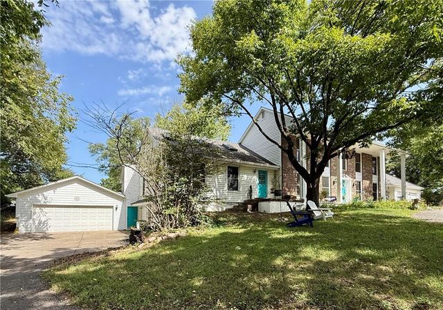 12809 Rickey Road, Kansas City, MO 64133