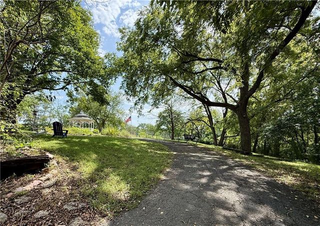 12809 Rickey Road, Kansas City, MO 64133