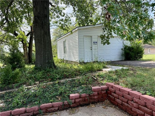 12809 Rickey Road, Kansas City, MO 64133