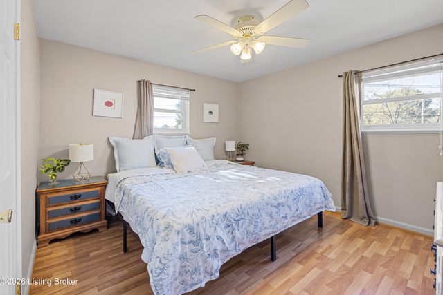 10014 Amrona Ave, Louisville, KY 40272