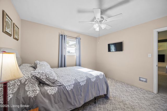 10014 Amrona Ave, Louisville, KY 40272
