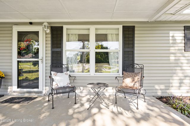 10014 Amrona Ave, Louisville, KY 40272