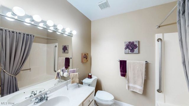 171 Court Drive 301, Fairlawn, OH 44333