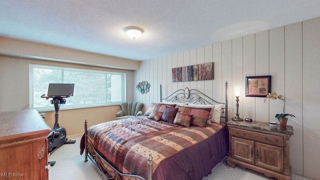 171 Court Drive 301, Fairlawn, OH 44333