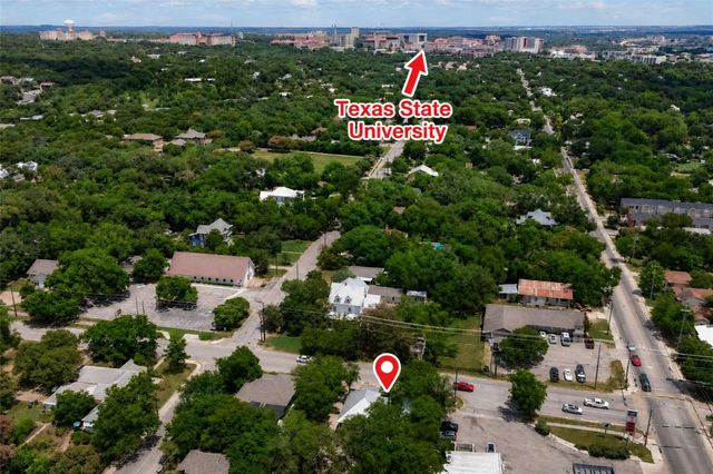 217 N Bishop ST, San Marcos, TX 78666