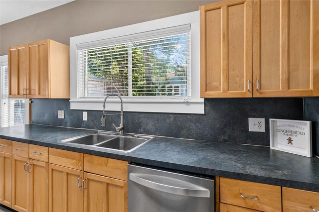 217 N Bishop ST, San Marcos, TX 78666