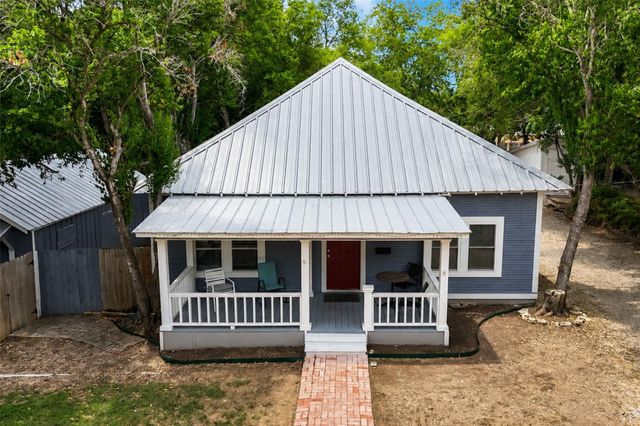 217 N Bishop ST, San Marcos, TX 78666