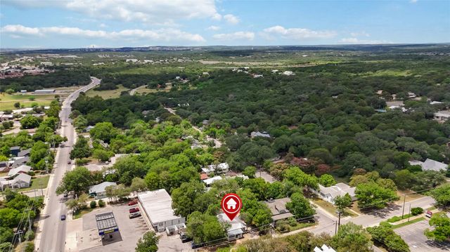 217 N Bishop ST, San Marcos, TX 78666