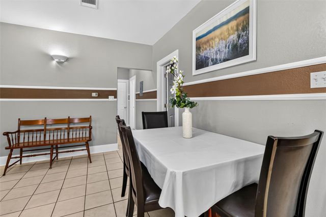 217 N Bishop ST, San Marcos, TX 78666