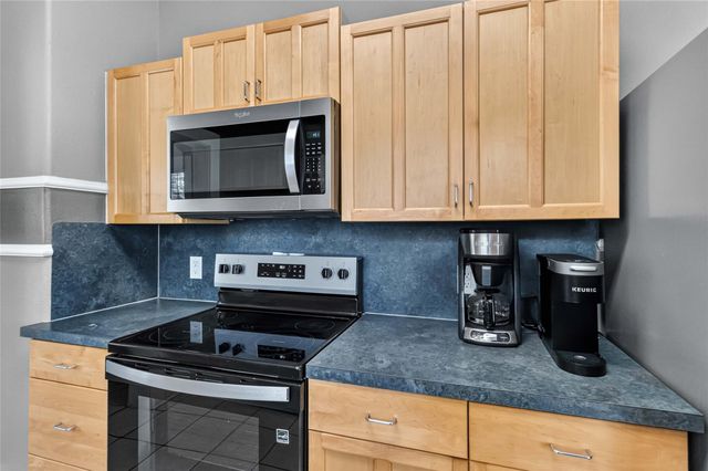 217 N Bishop ST, San Marcos, TX 78666