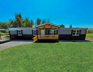 102 Shady Springs Drive, Runaway Bay, TX 76426