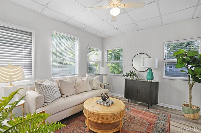 8828 Powell Avenue, St Louis, MO 63144