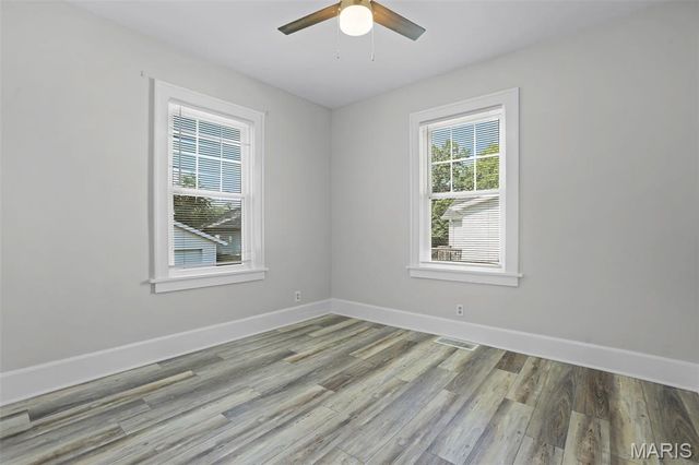 8828 Powell Avenue, St Louis, MO 63144