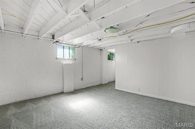 8828 Powell Avenue, St Louis, MO 63144