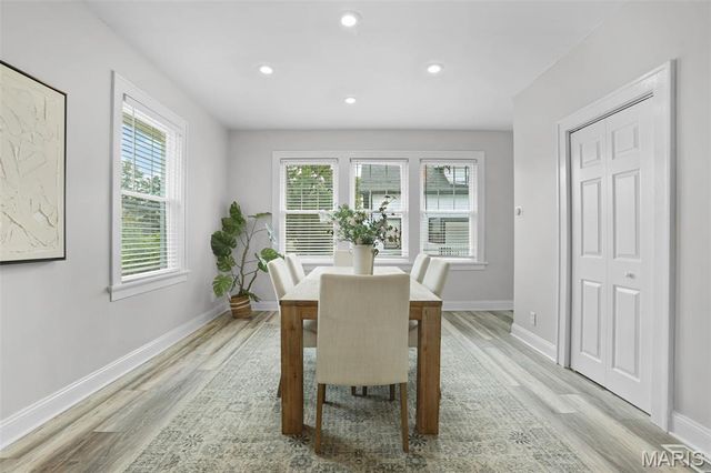8828 Powell Avenue, St Louis, MO 63144