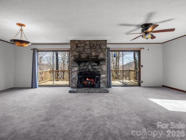 177 Tsisqua Circle, Brevard, NC 28712