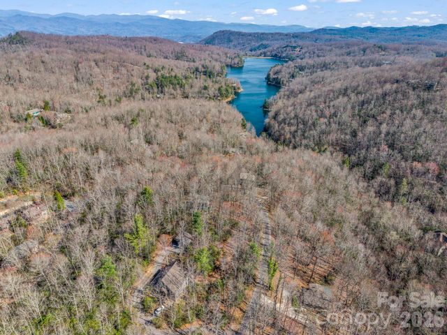 177 Tsisqua Circle, Brevard, NC 28712